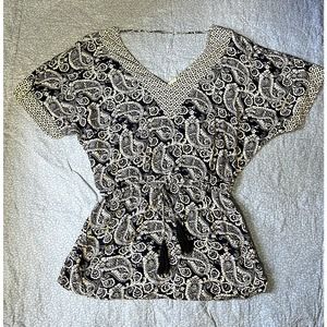 En Creme - Boho Paisley Top Women's Small Flowy Oversized